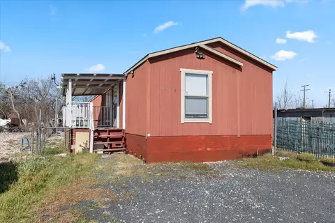 337 SW Front St, Bartlett, TX 76511