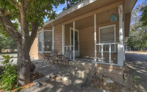 512 Valley St, San Marcos, TX 78666