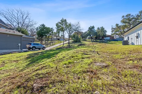 1316 E Applegate Dr, Austin, TX 78753 photo 10