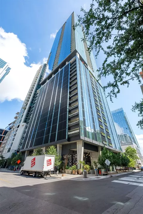 610 Davis St #3805, Austin, TX 78701