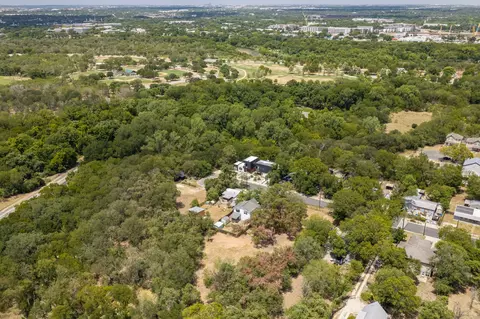 6011 Ponca St, Austin, TX 78741 photo 18