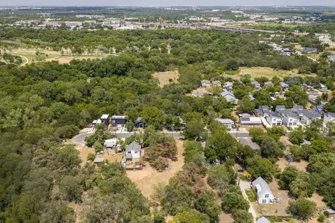 6011 Ponca St, Austin, TX 78741 photo 17