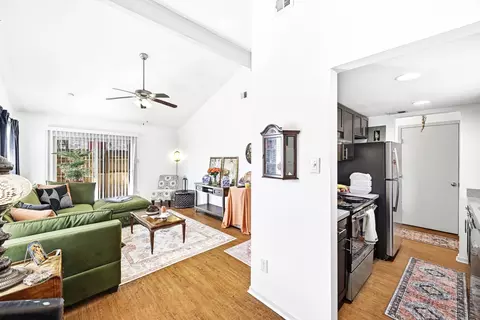 1904 Valley Hill Cir, Austin, TX 78741