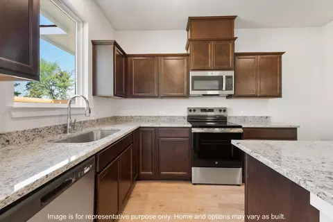 Kitchen - 232 Gus Loop, Georgetown, TX 78626 photo 2 of 2