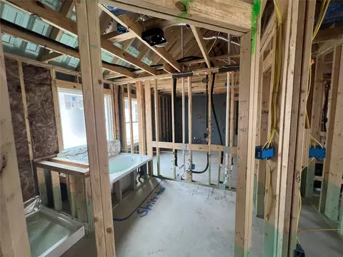 Bath - 232 Gus Loop, Georgetown, TX 78626 photo 1 of 1