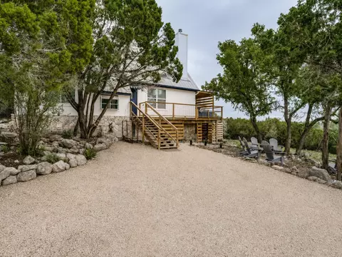 373 Treasure Hills Rd, Kerrville, TX 78028