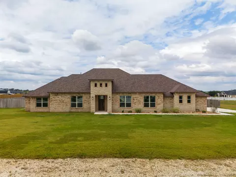 930 Inka Rd, Salado, TX 76571