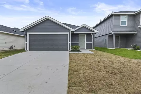 490 Low Pasture Trl, Maxwell, TX 78656