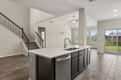 301 Rimrock Ct, Bastrop, TX 78602