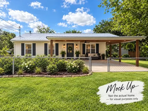 808 W Boundary St, Giddings, TX 78942