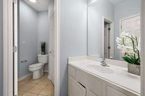 Bath - 16308 Double Eagle Dr, Austin, TX 78717 photo 5 of 5