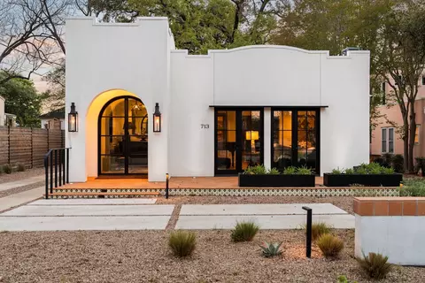 713 E 32nd St, Austin, TX 78705