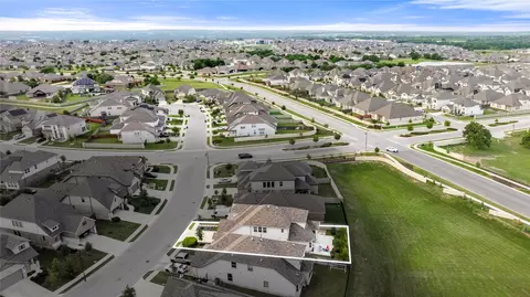 View/Area - 113 Dycus Bnd, Liberty Hill, TX 78642 photo 2 of 7