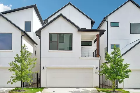 Exterior - 9103 Cattle Baron Path, Austin, TX 78747 photo 6 of 15