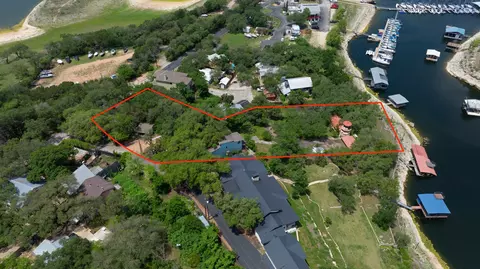 1004 Linscomb Dr, Austin, TX 78734