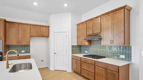 Kitchen - 433 Eagle Canyon Dr, Leander, TX 78641 photo 2 of 3