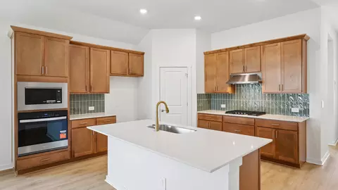 Kitchen - 433 Eagle Canyon Dr, Leander, TX 78641 photo 1 of 3