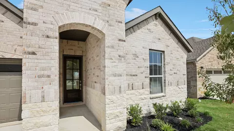 Exterior - 433 Eagle Canyon Dr, Leander, TX 78641 photo 6 of 9