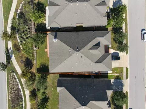 View/Area - 381 Betony Loop, Buda, TX 78610 photo 8 of 11
