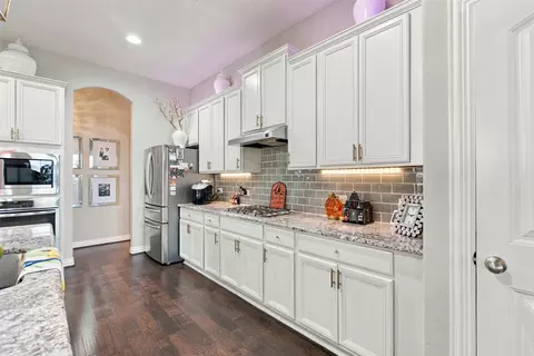 Kitchen - 381 Betony Loop, Buda, TX 78610 photo 2 of 4