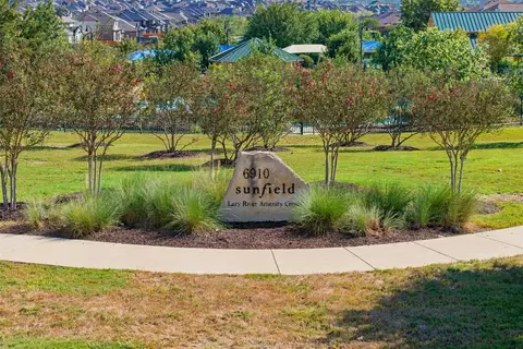 View/Area - 381 Betony Loop, Buda, TX 78610 photo 9 of 11