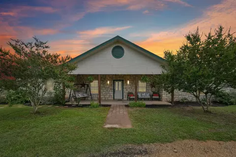 4014 Fm 713, Lockhart, TX 78644