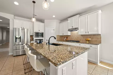 Kitchen - 608 Wincliff Dr, Buda, TX 78610 photo 3 of 5