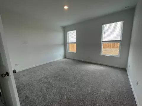193 Seabreeze St, Kyle, TX 78640 photo 4