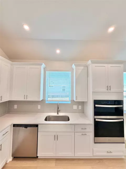 Kitchen - 6191 Marsh Ln, Buda, TX 78610 photo 3 of 3
