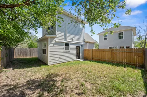 Exterior - 5408 Downs Dr, Austin, TX 78721 photo 5 of 5