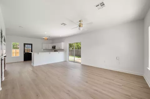 Living - 5408 Downs Dr, Austin, TX 78721 photo 1 of 1