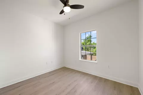 Bedroom - 5408 Downs Dr, Austin, TX 78721 photo 2 of 7