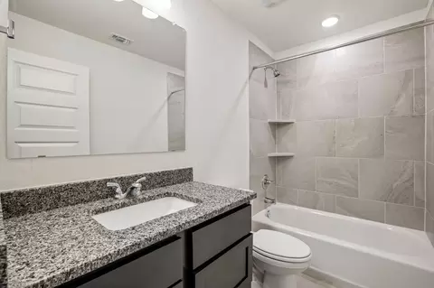 Bath - 228 Gus Loop, Georgetown, TX 78626 photo 3 of 3