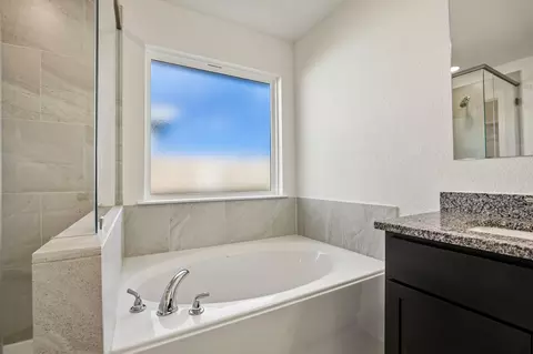 Bath - 228 Gus Loop, Georgetown, TX 78626 photo 2 of 3