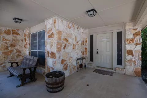 Exterior - 920 Flanagan Dr, Leander, TX 78641 photo 5 of 9