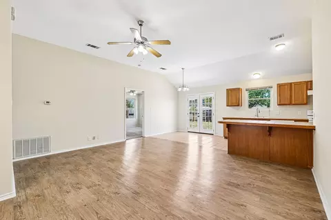 Living - 224 Copper Ln, Jarrell, TX 76537 photo 4 of 7