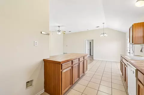 Kitchen - 224 Copper Ln, Jarrell, TX 76537 photo 5 of 5