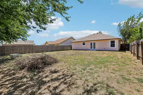 Exterior - 224 Copper Ln, Jarrell, TX 76537 photo 5 of 6