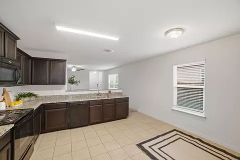 Entry Way - 107 Millers Loop, Jarrell, TX 76537 photo 2 of 3