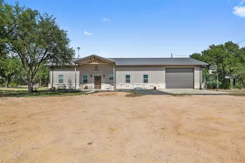 Exterior - 764 Stubbs Rd, Johnson City, TX 78636 photo 5 of 10