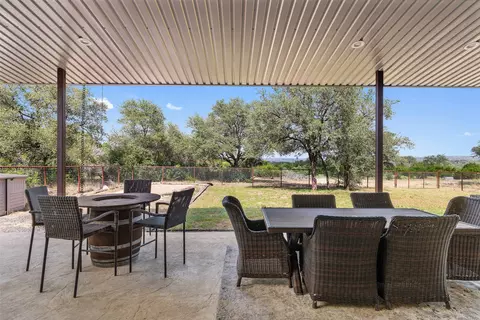 Exterior - 764 Stubbs Rd, Johnson City, TX 78636 photo 7 of 10