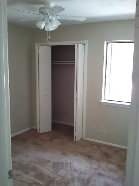 Bedroom - 5212 Downs Dr, Austin, TX 78721 photo 1 of 1