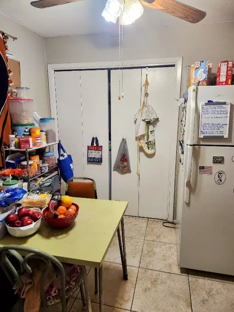 Kitchen - 5212 Downs Dr, Austin, TX 78721 photo 3 of 5
