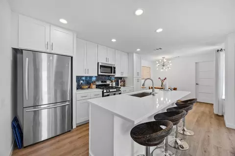 6306 Arnold Dr #1, Austin, TX 78723