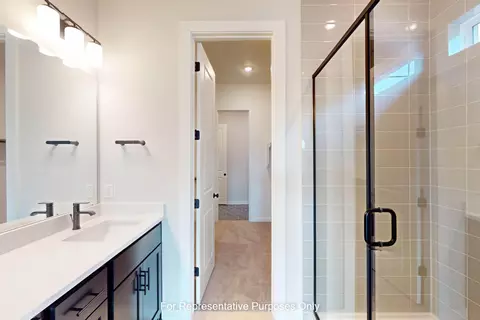 Bath - 13206 Keefer Dr, Manchaca, TX 78652 photo 2 of 2