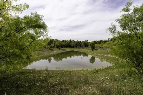 525 Jack Rabbit Cir, Zephyr, TX 76890