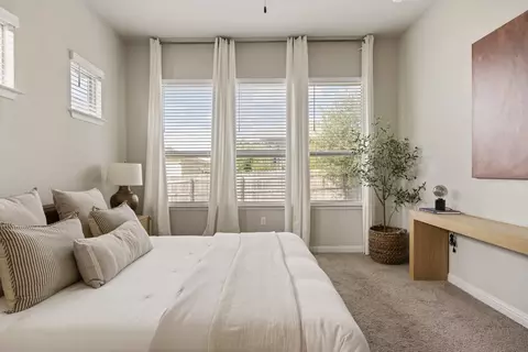 Bedroom - 16617 Sumptuous Dr, Manor, TX 78653 photo 2 of 12