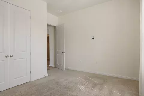Bedroom - 16617 Sumptuous Dr, Manor, TX 78653 photo 7 of 12