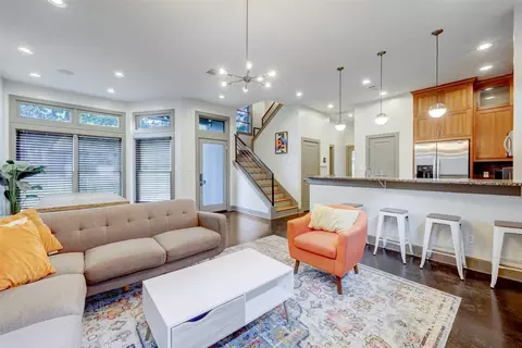 602 W North Loop Blvd, Austin, TX 78751