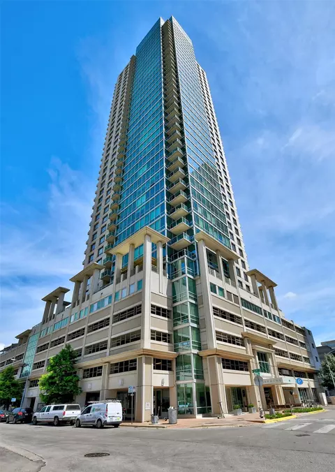 300 Bowie St #1305, Austin, TX 78703